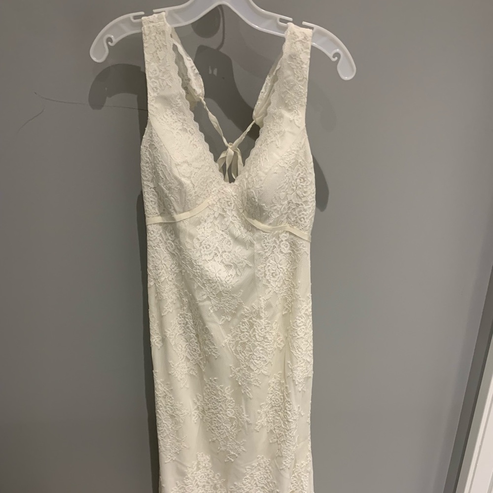 Cream lace wedding dress worn for pictures!